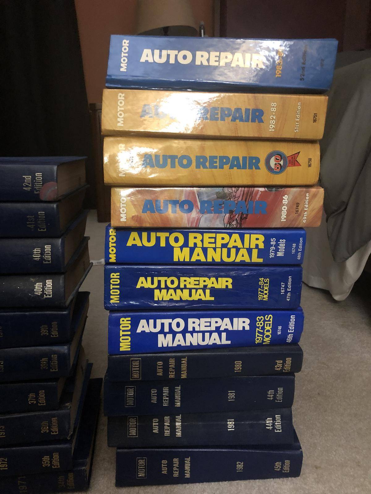 vehicle service manuals for sale