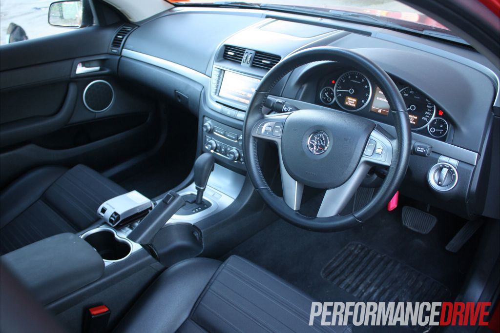 holden sv6 2012 commodore manual specification
